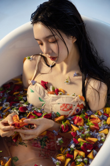 凌晨三点免费高清视频